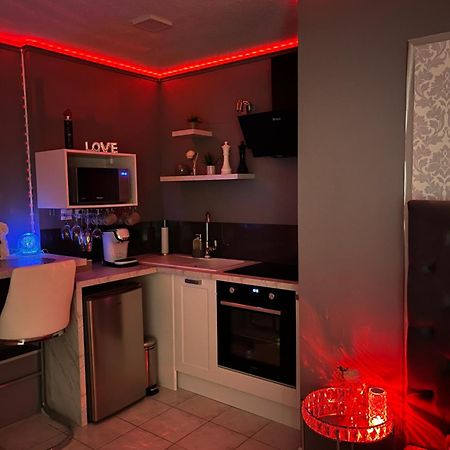 « Le Boudoir D'Elodie » Le Spa Romantique Saint-Léonard Zewnętrze zdjęcie