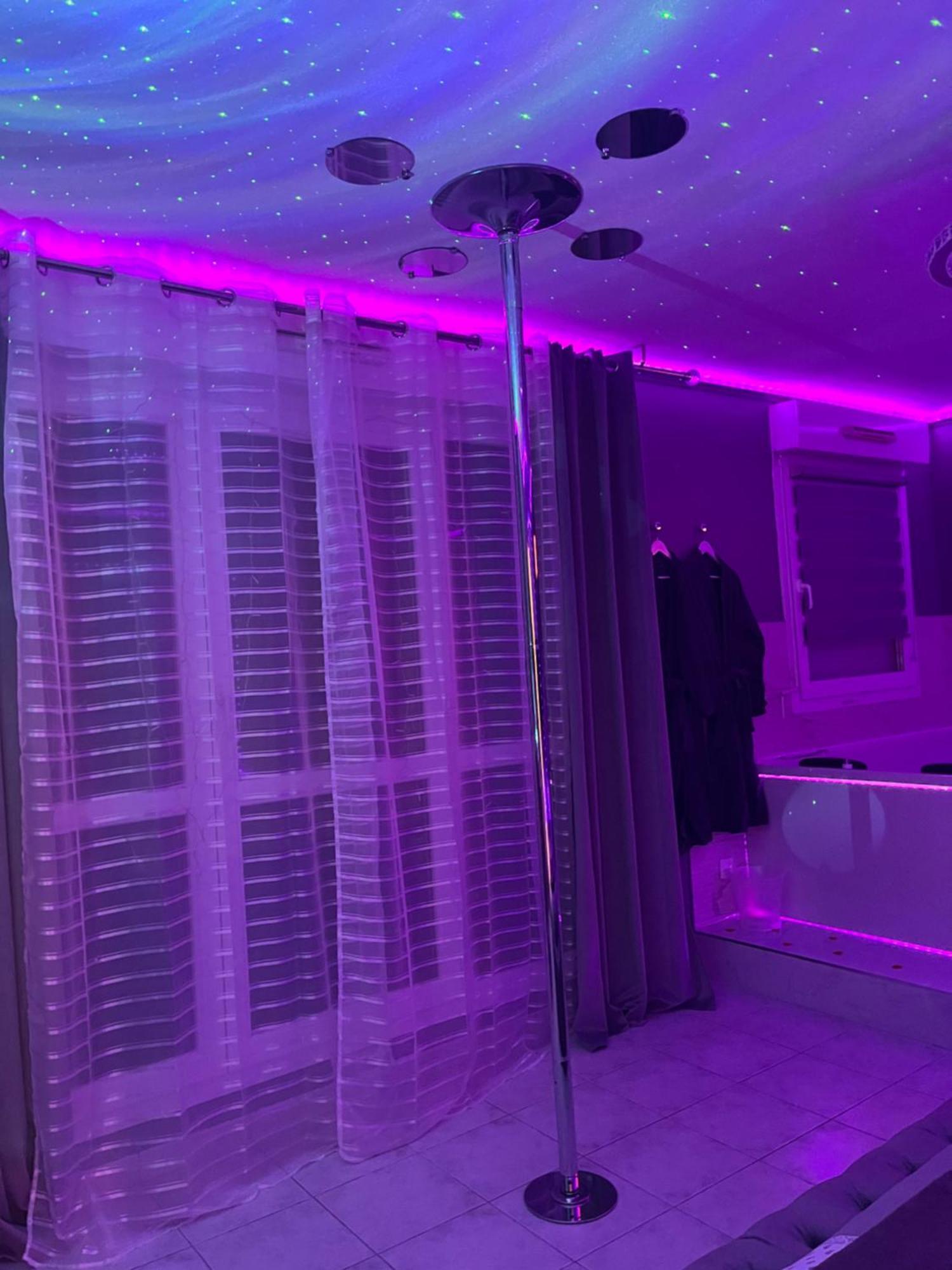« Le Boudoir D'Elodie » Le Spa Romantique Saint-Léonard Zewnętrze zdjęcie